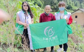 东安社工：“心系高龄老人 ，入户走访暖人心”
